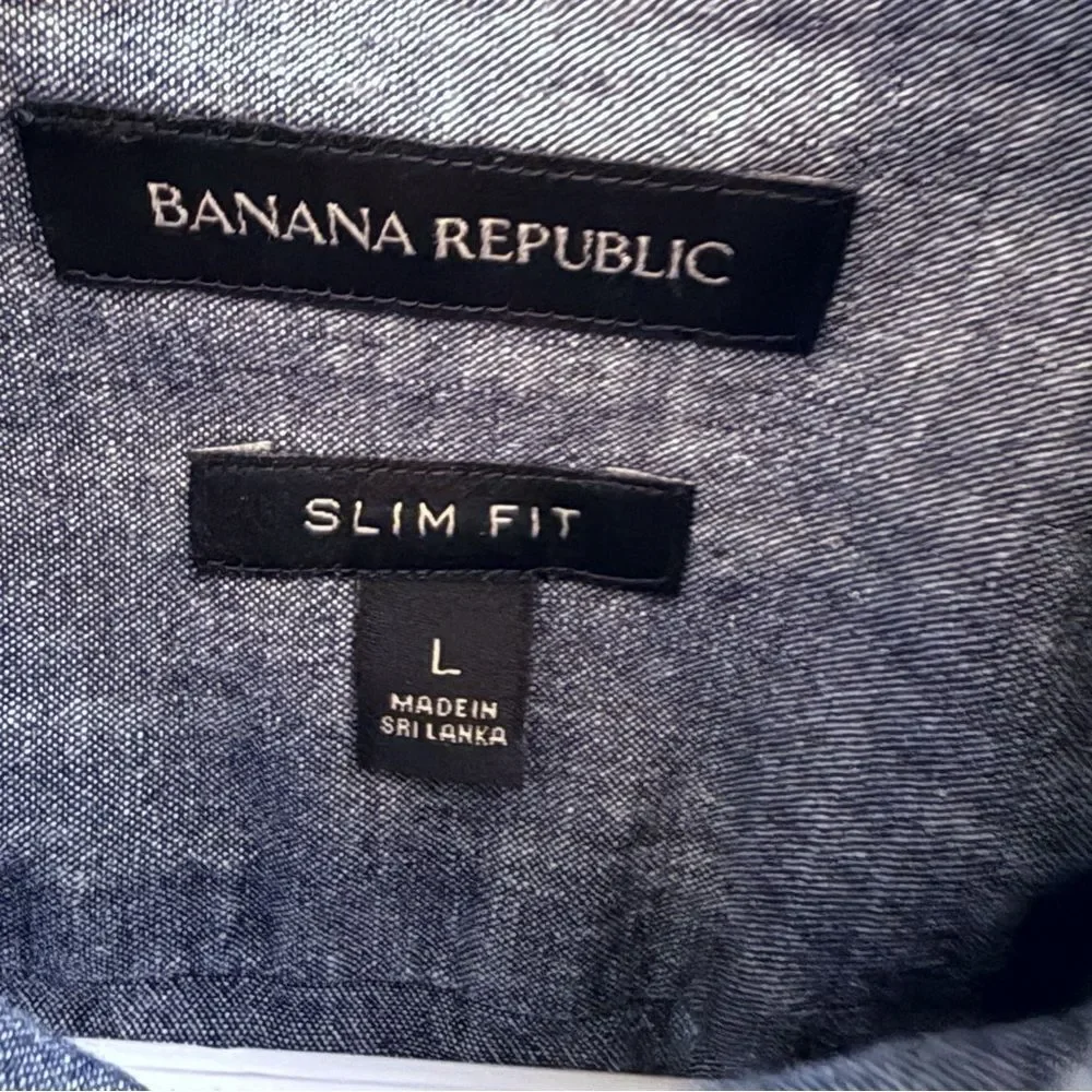 Banana Republic chambray button down shirt